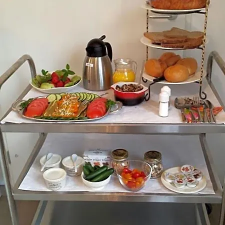 Von Clermont Park Bed and Breakfast 3*