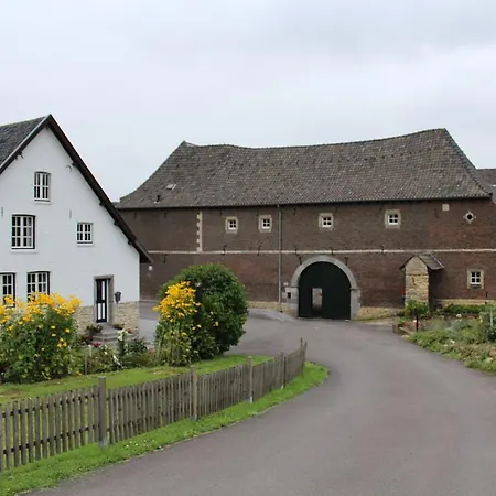 Frühstückspension Von Clermont Park Vaals