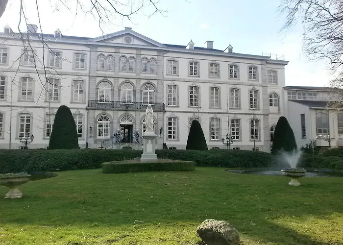 Bed & Breakfast Von Clermont Park 3*